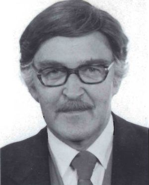 Séra Jóhann Hlíðar SDBL. 1988.jpg