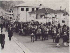 Skrúðganga á Sjómannadaginn 1967.png