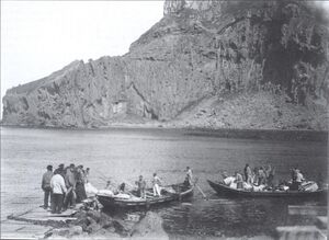 Uppskipun fyrir aldamótin 1900 Sdbl. 2007.jpg