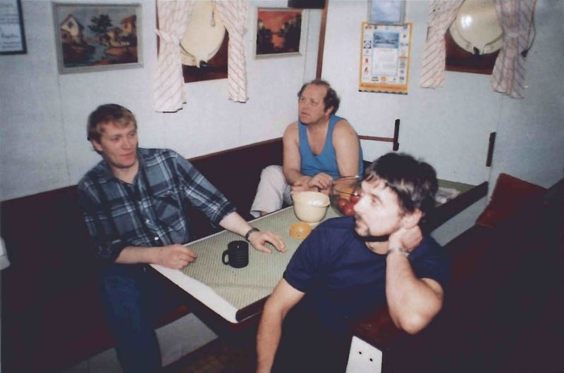 Mynd:Daginn eftir Sdbl. 1991.jpg