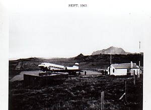 Flugvollur-douglasDC3-1963.jpg