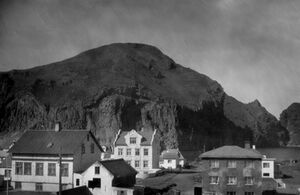 Urdavegur hof skalholt nagrenni.jpg