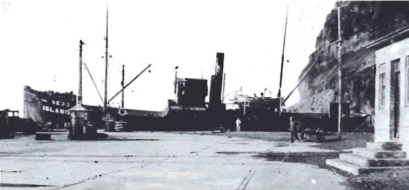 Mynd:Sæfell VE 30 Sdbl. 1990.jpg