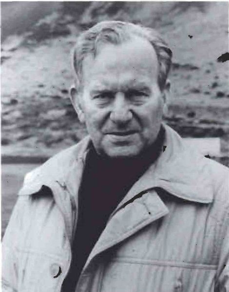 Mynd:Einar Jónsson Sdbl. 1990.jpg